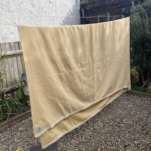 Vtg maple ltd by - &,