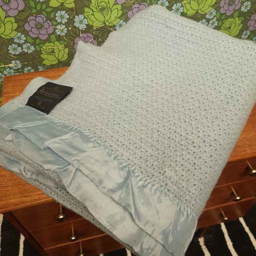Vintage pale blue early - pale, early's